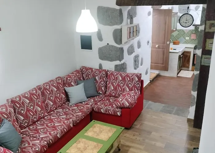 Casa Gloria, Encanto Canario Entre Montana Y Mar 펜션 아루카스