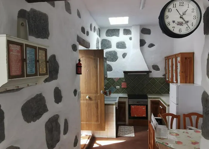 Casa Gloria, Encanto Canario Entre Montana Y Mar 펜션